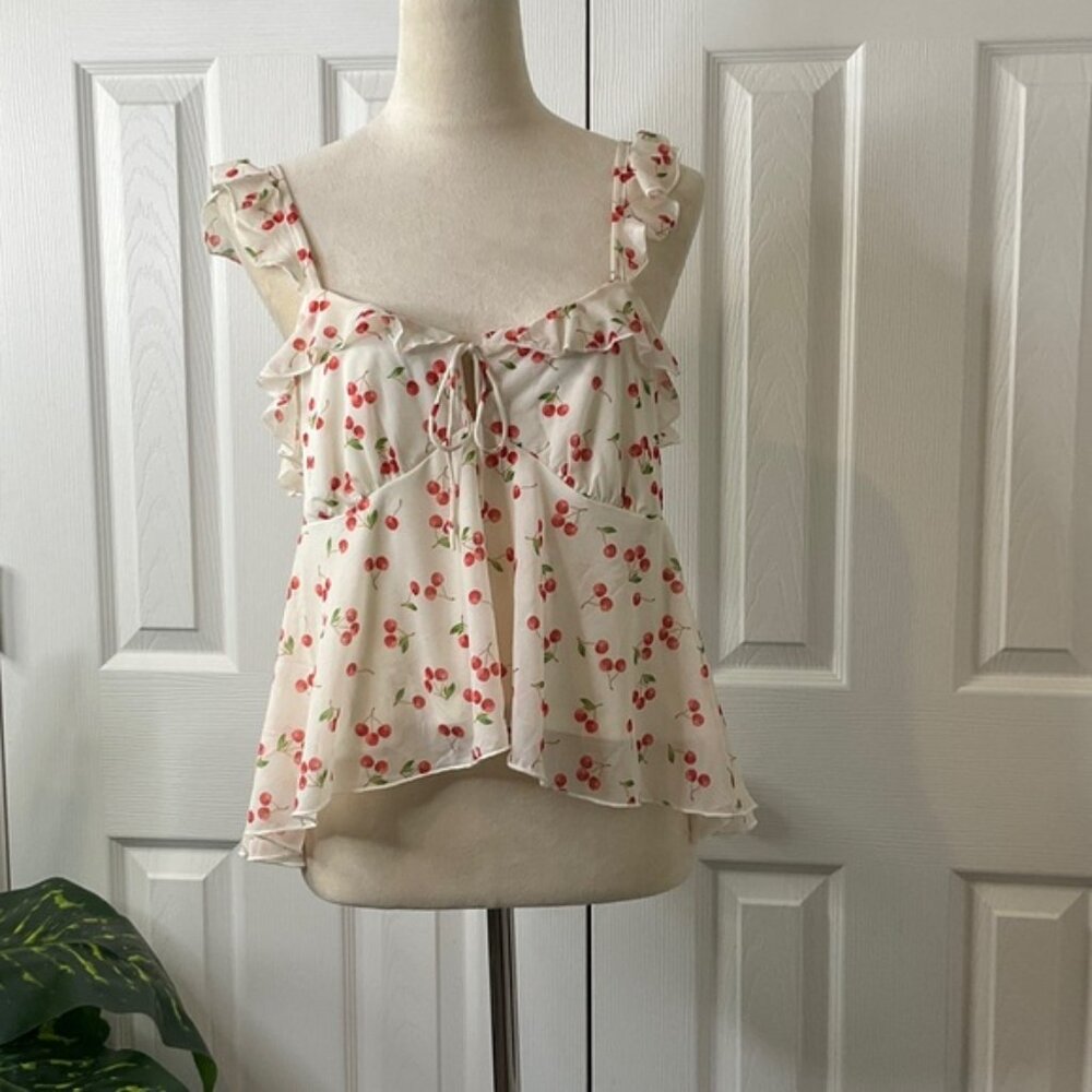 Wild Fable - Women's Scoop Neck Chiffon FlutterTank Top Size M